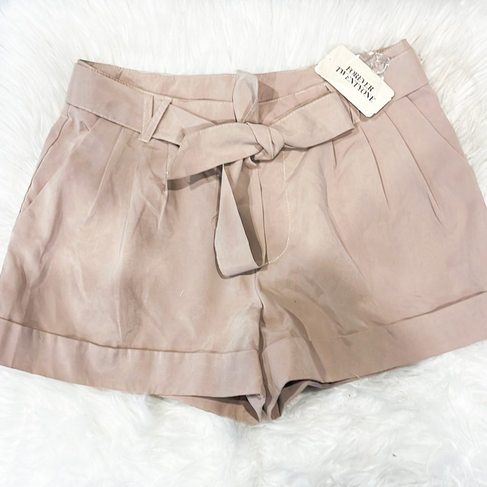 NWT Taupe Paper Bag Shorts with Belt Tie